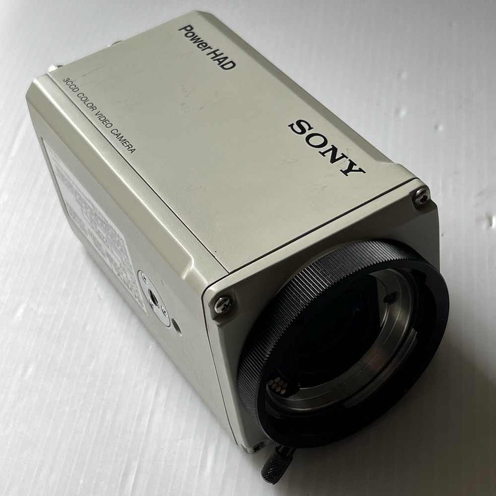 Sony DXC-950 3CCD Color Video Camera Japan Only Untested