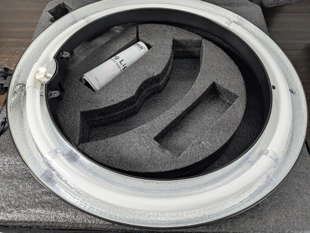 Neewer RL-18, Large 18 Inch Ring Light 55W LED Ringlight, Diffuser & Case *READ*