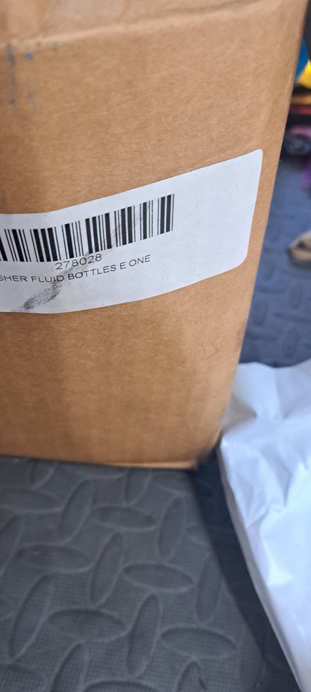 E-one PETERBILT/ FREIGHTLINER WINDSHIELD WASHER PUMP and tank 278028