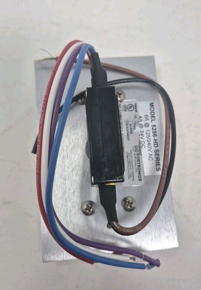 DORTRONICS W5286-P25xE1 Push to Exit Button,24VDC,Silver Button 400C03 - New