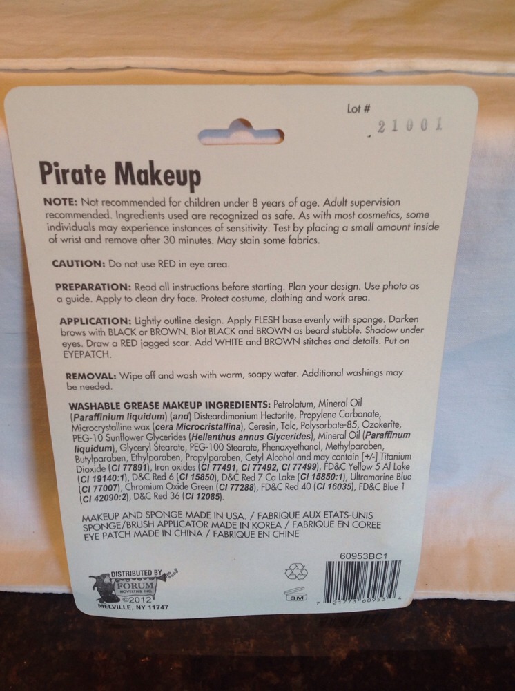 Pirate Make Up Kit With Eye Patch & 1 Earing -UNISEX