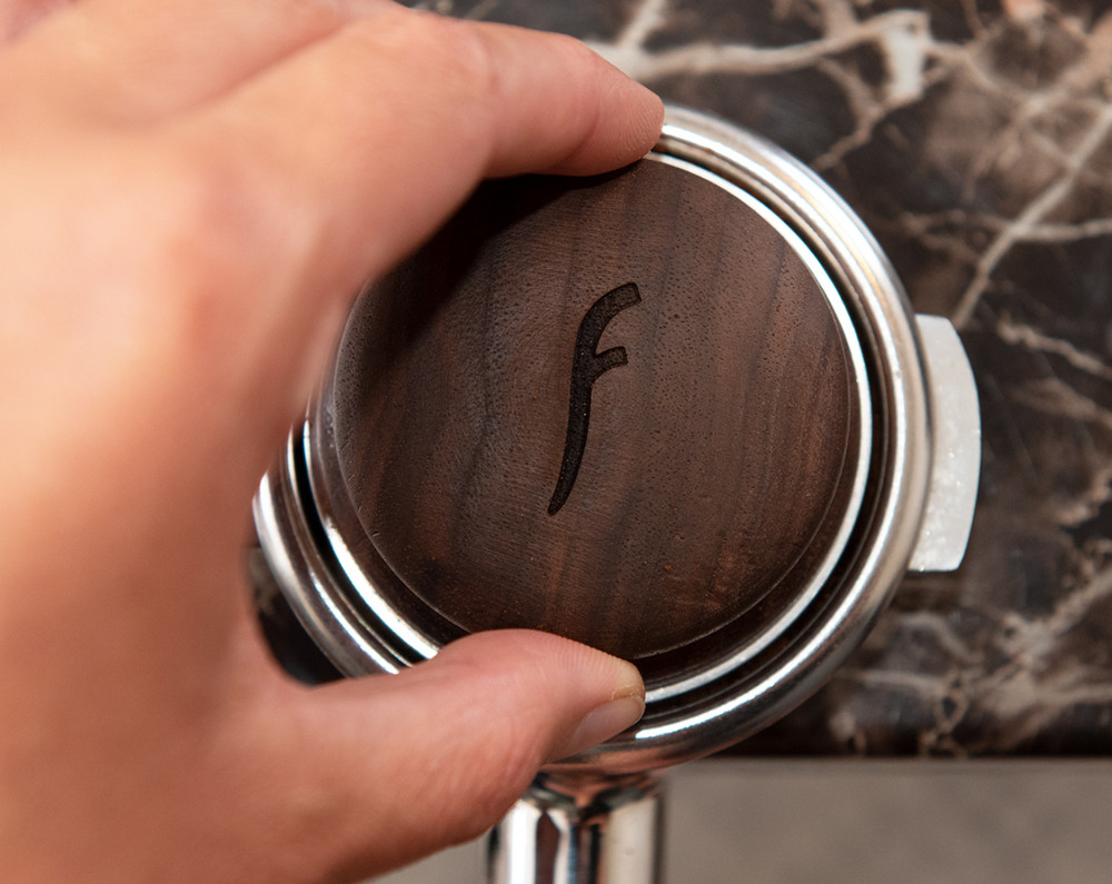 Flair 58.5mm Palm Tamper, Flat Base, Walnut