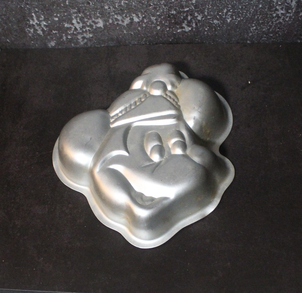 Wilton Disney Mickey Mouse Dumbo Cake Pans