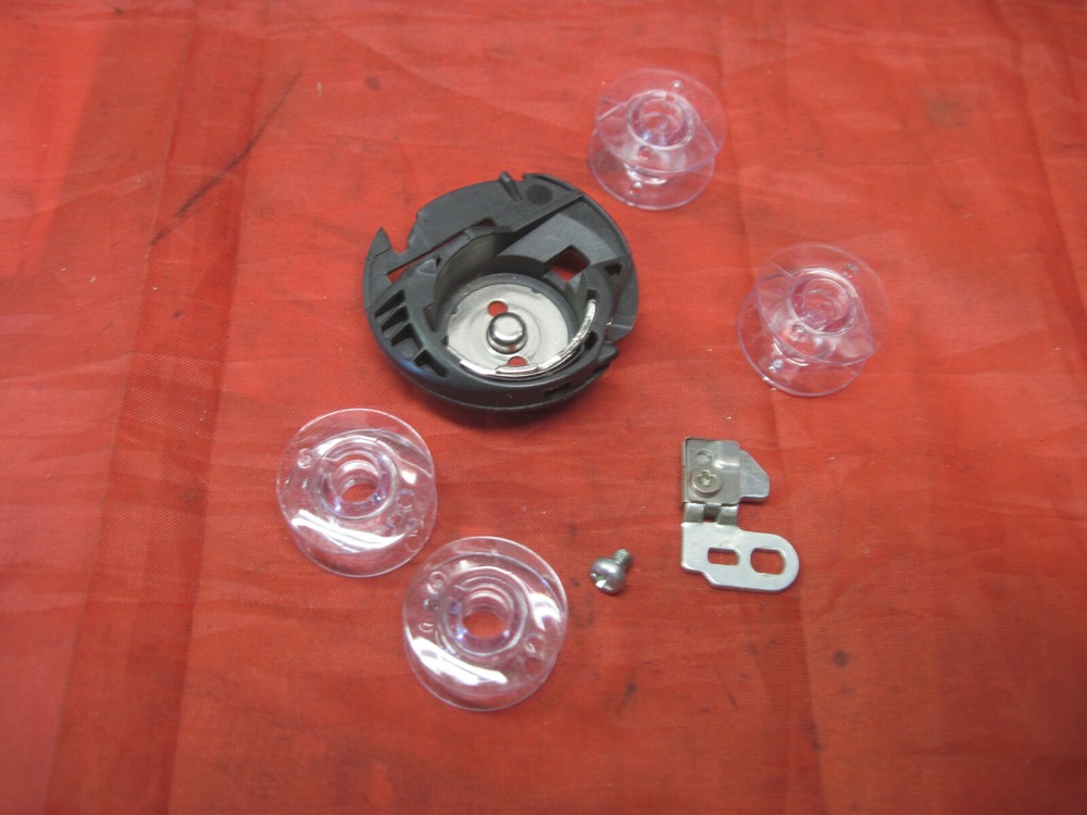 Singer Model Seventy 70 Sewing Machine Bobbin Case Bobbins