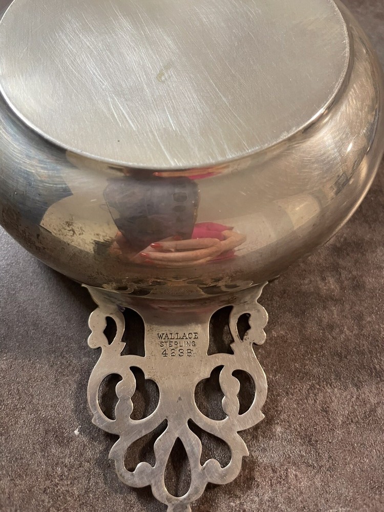 Antique Solid Sterling Silver Wallace 4238 Serving Bawl ,109g.