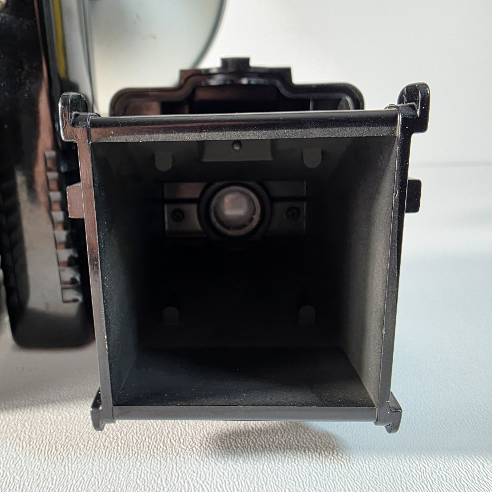Antique Vintage Kodak Brownie Hawkeye Camera Flash Model