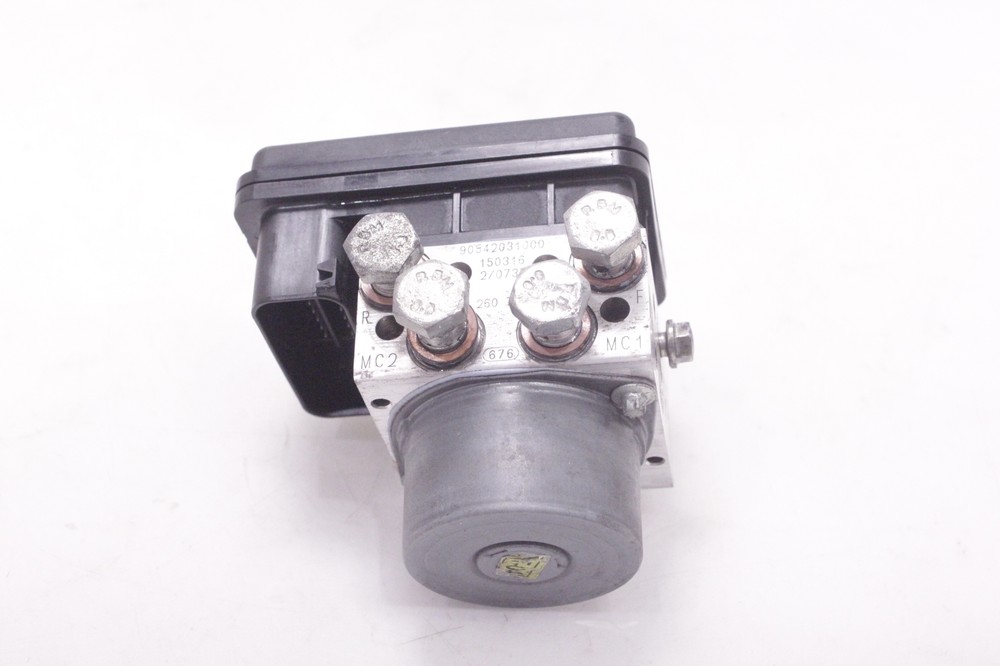 14-16 KTM RC 390 OEM ABS PUMP UNIT MODULE