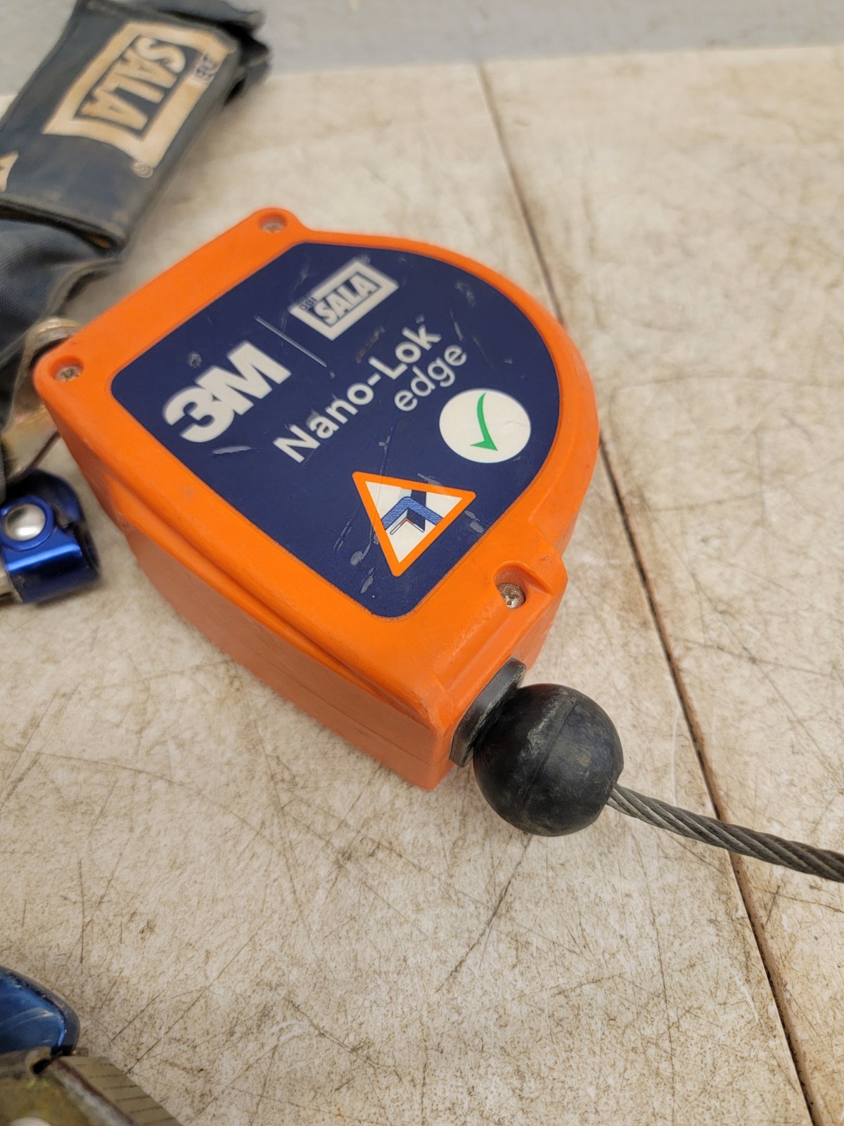 3M DBI SALA NANO-LOK 8' EDGE 3500231 DUAL LEG SELF RETRACTING LIFELINE LANYARD👁