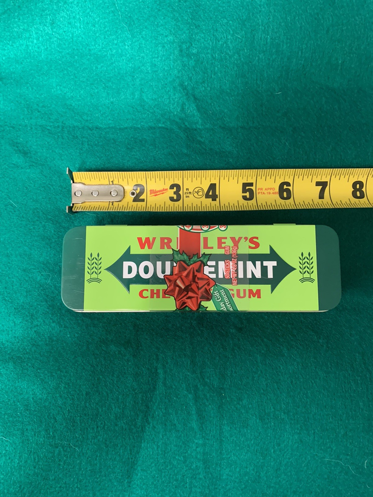 2010 Wrigleys Doublemint Chewing Gum Factory Sealed Christmas Tin