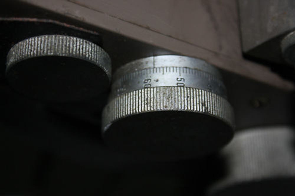 Atago Benchtop Abbe refractometer and light source