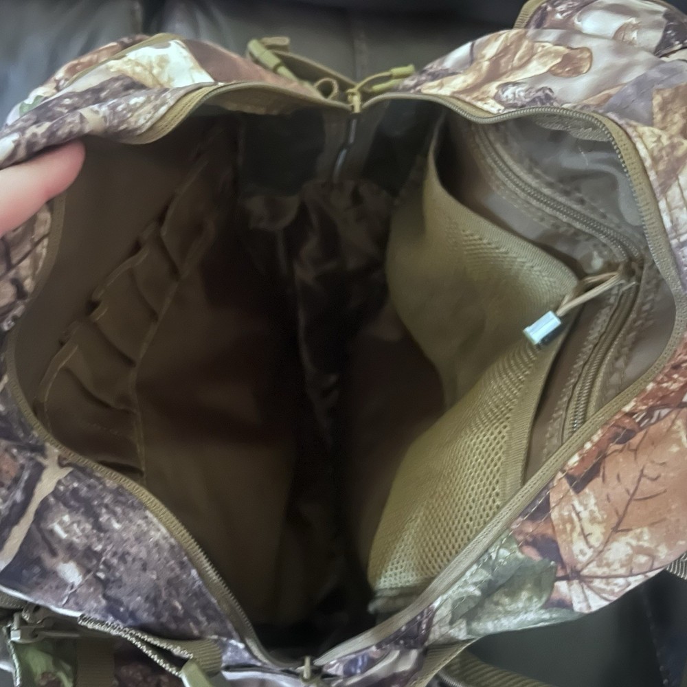 Camouflage Backpack With Gun Or Bow Pocket