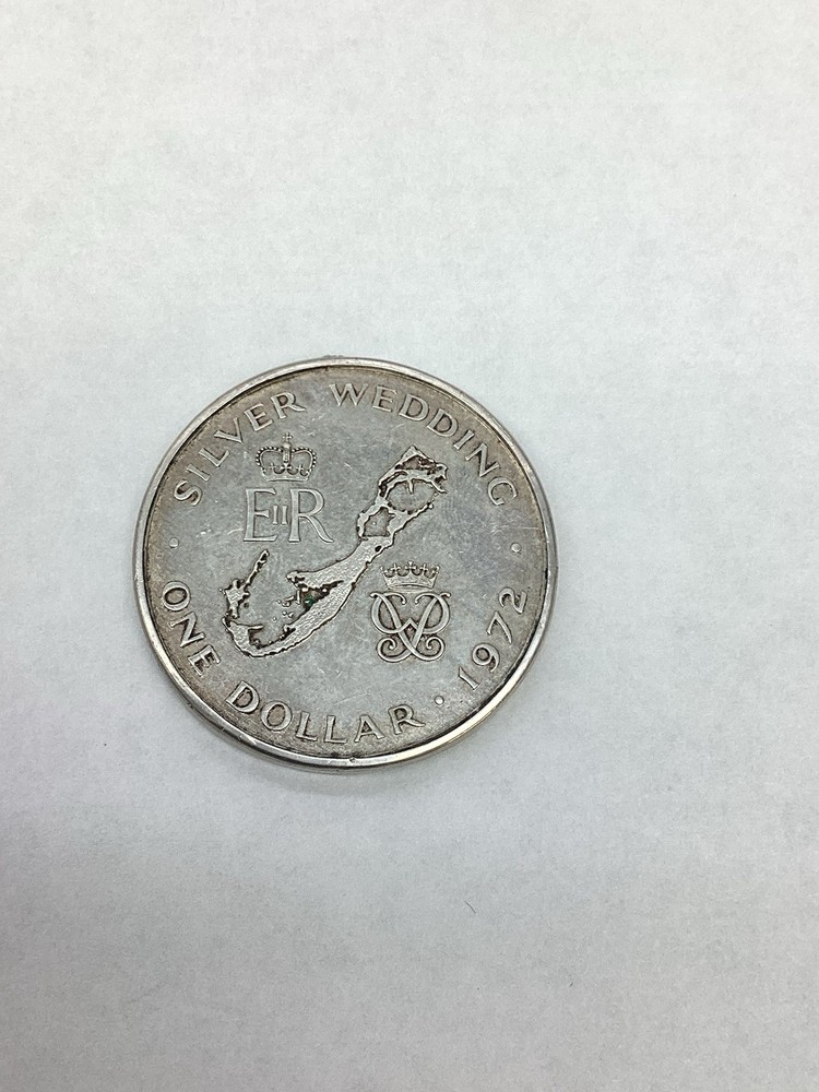 Canada One Dollar 1972 Silver Wedding