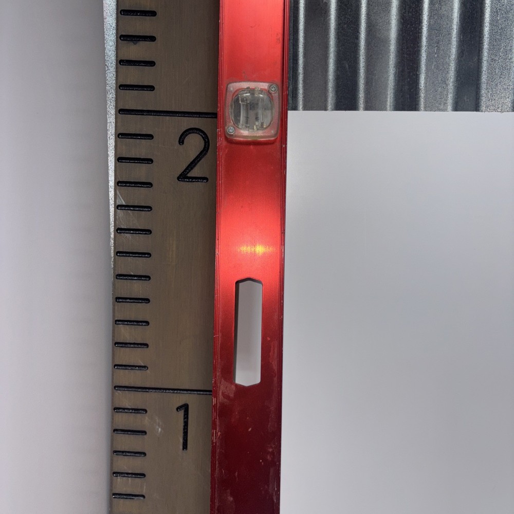 Johnson Level & Tool 48” Contractor Level With Hard She’ll Case