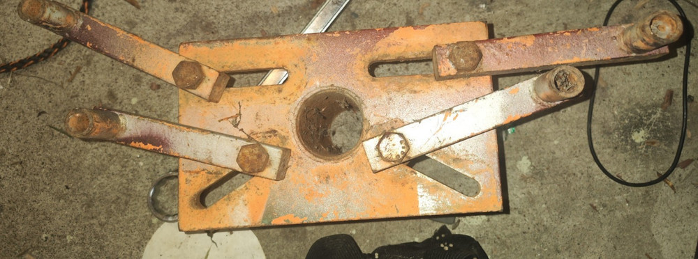 Engine Mount with  Rotating Head Adjustable  engine mount plate