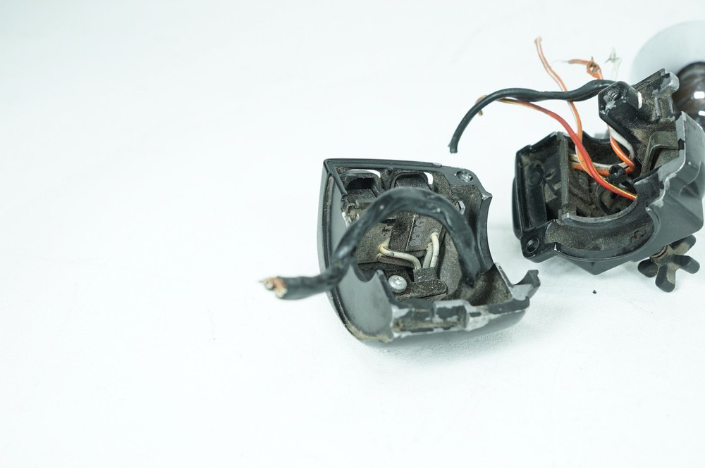 06 Harley Dyna Street Bob OEM Right Engine Start Kill Switches Controls SCRATCH