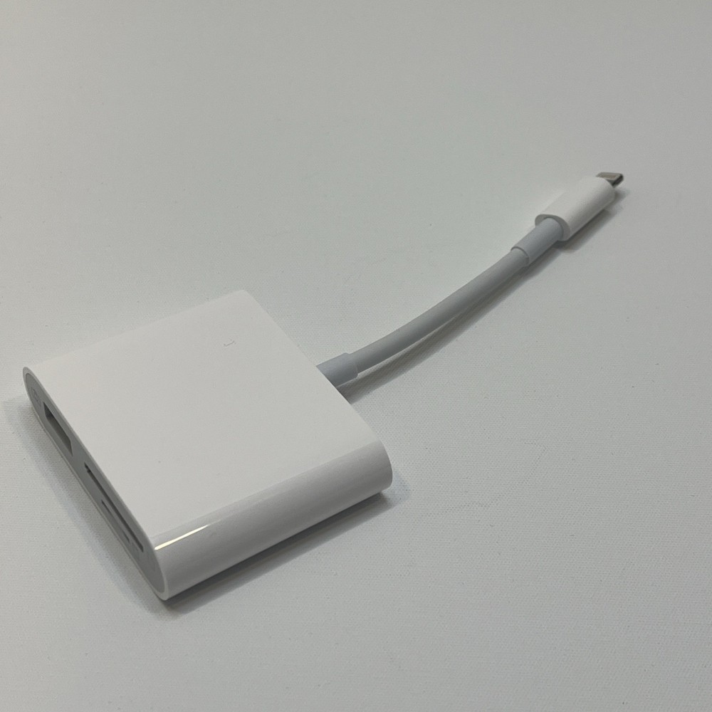 SD Card Reader for iPhone/Android/Tablet with USB Adapter Tested Working