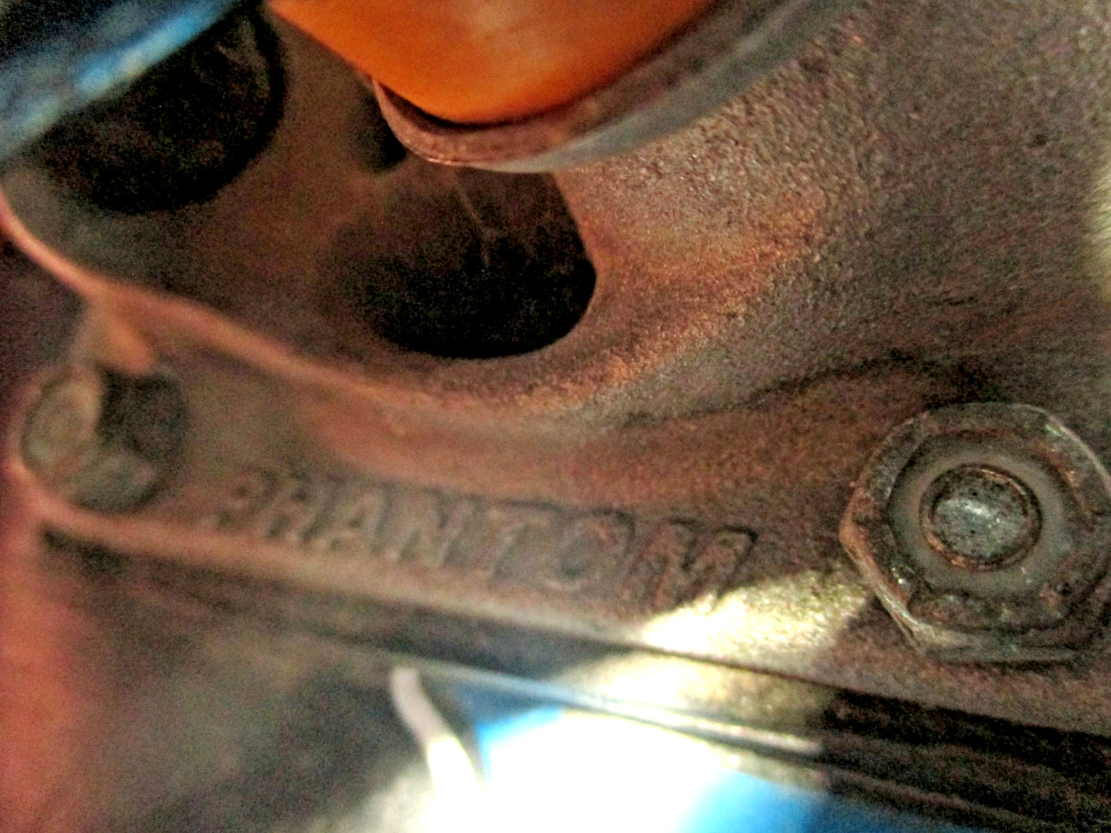 2000 HOOKUPS POISON TAKER ANIME MANGA WWF POISONTAKER COMPLETE SKATEBOARD