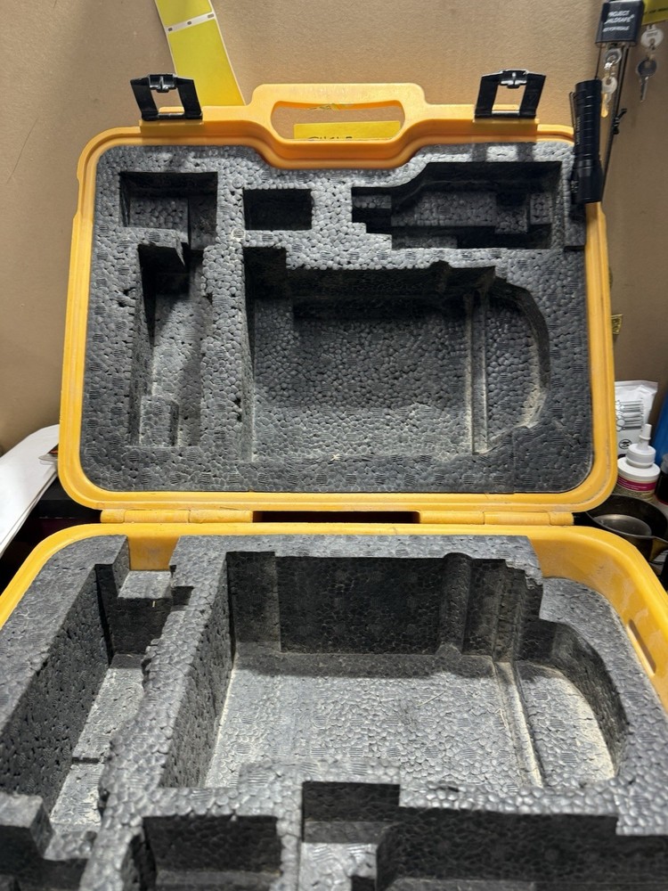 Genuine Laser Alignment Laser Beacon LB 10 Hard Padded Case Only Empty