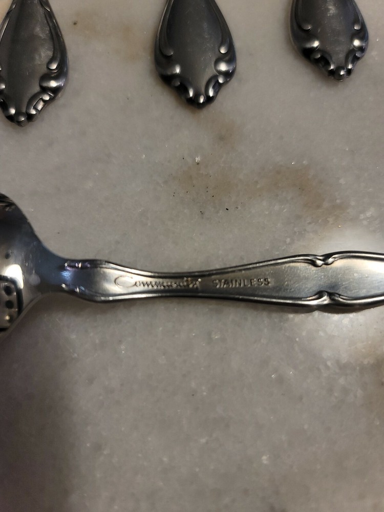 8 Piece Teaspoon Glossy Cantata (Stainless) by ONEIDA SILVERSpoons