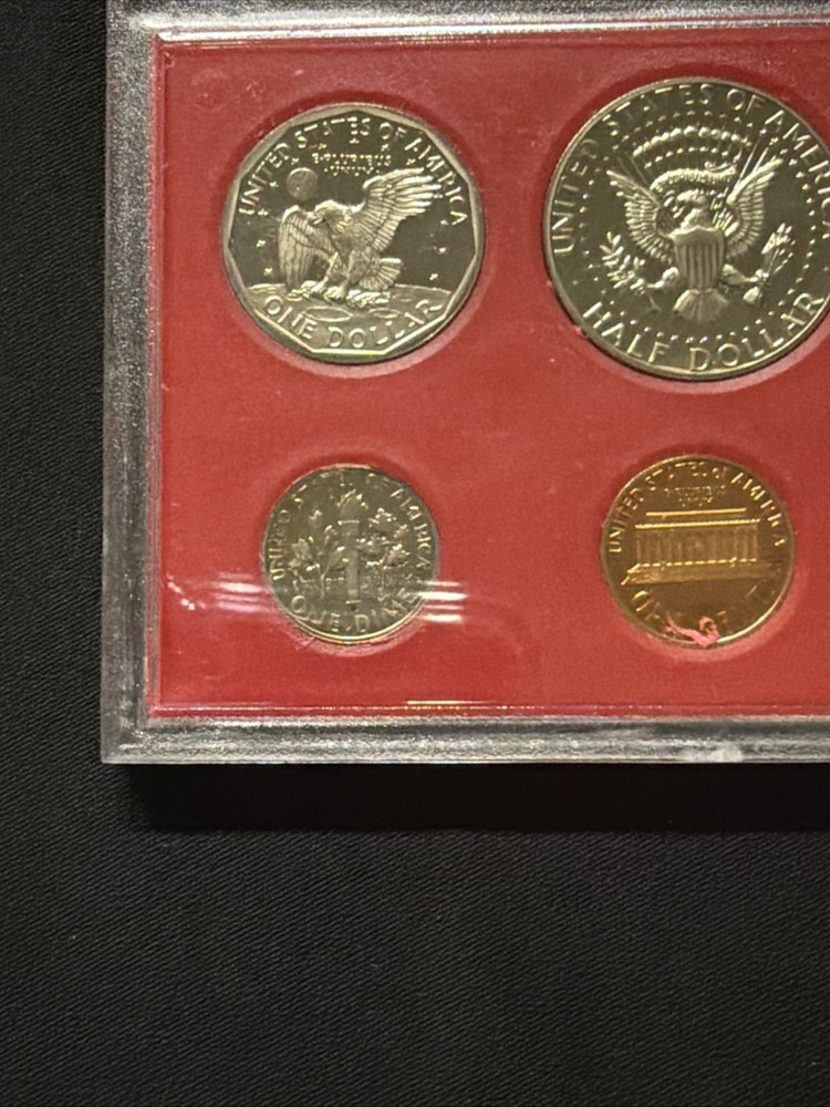 1980 Clad Proof Set U.S. Mint As Pictured Very Nice 😊