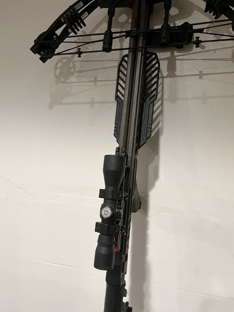 Killer Instinct Killer Instinct Compound Crossbow Black with Scope for Men