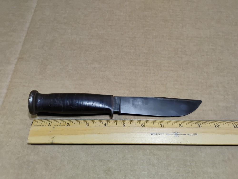 Vintage KA-BAR Olean NY Fixed Blade Hunting Fighting Knife