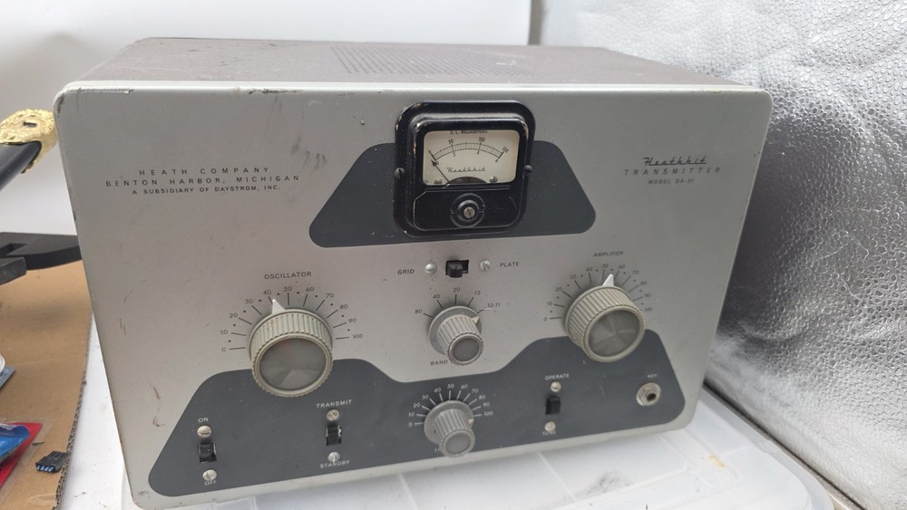 Vintage Heathkit DX-20 CW Ham Amateur Radio Transmitter Ham Untested As Is