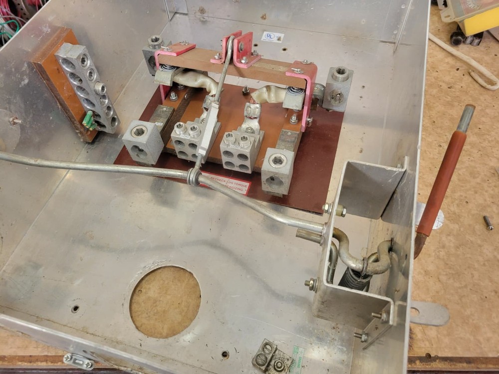 Ronk METER-RITE 7406 Double Throw Transfer Switch Grade Level Generator