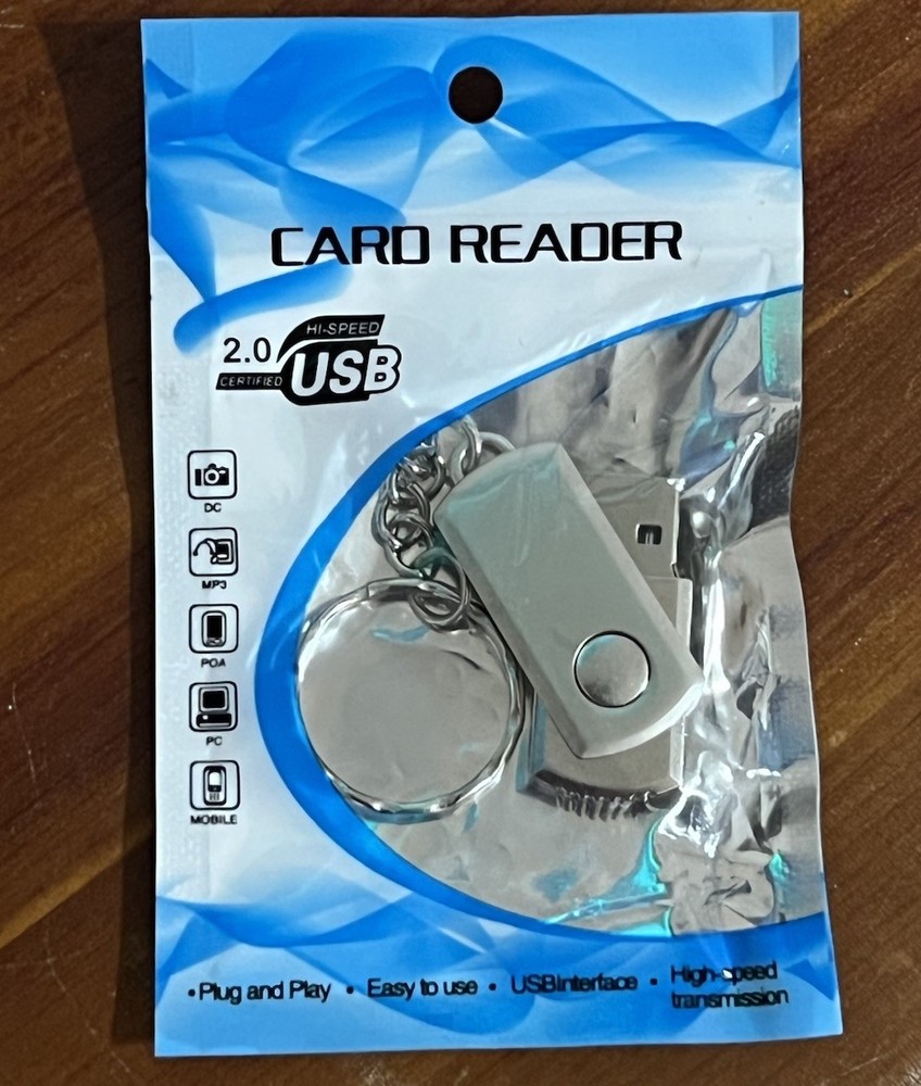 USB 2.0 Hi Speed Card Reader Plug & Play for Camera, Mobile, PC, MP3 w/Key Chain