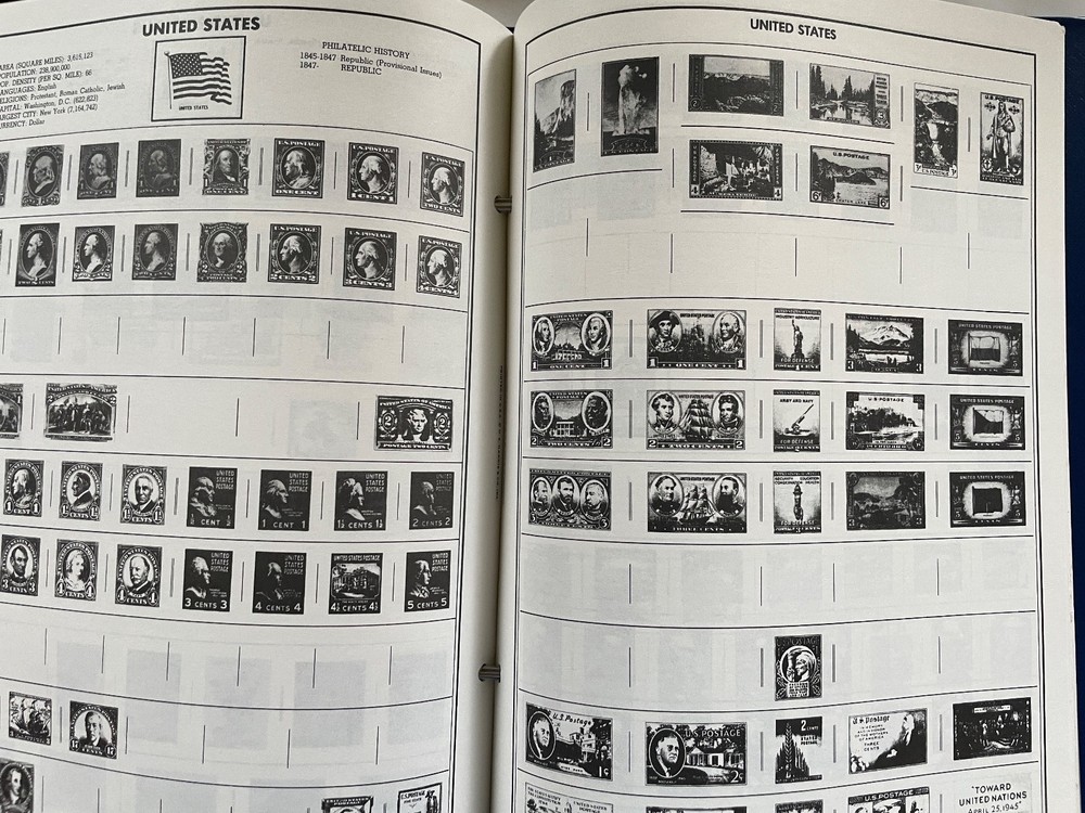 Harris Statesman Deluxe Album-For Postage Stamps of the World