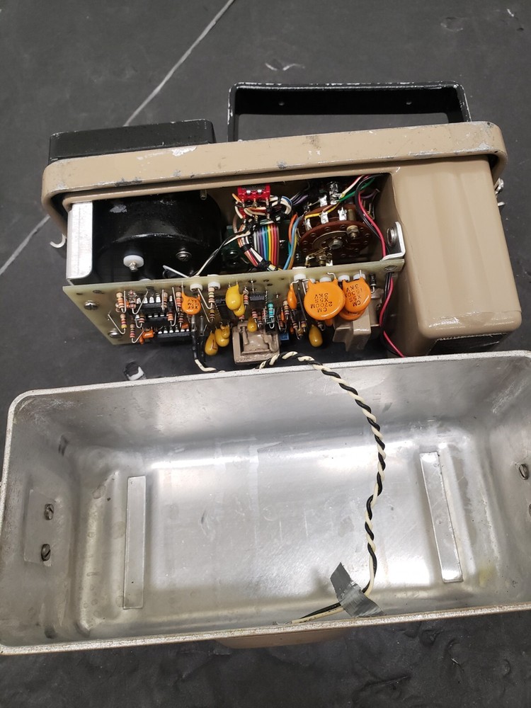 LUDLUM Model 3 Survey Meter * READ *