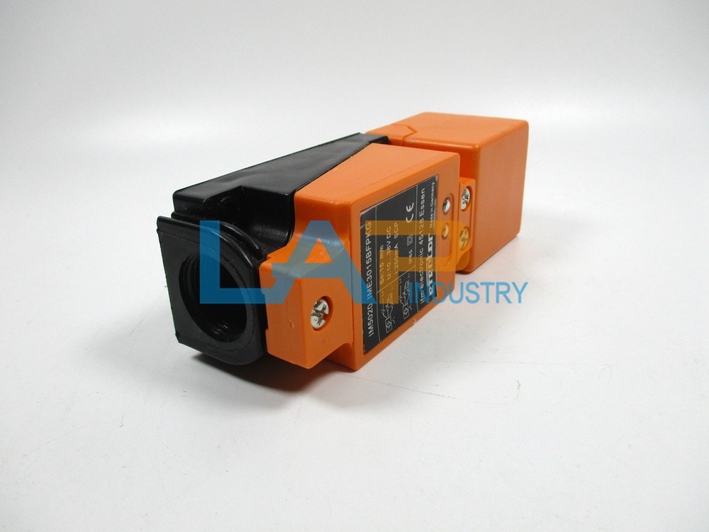 1PCS New For Proximity Switch IM5020 IME3015BFPKG