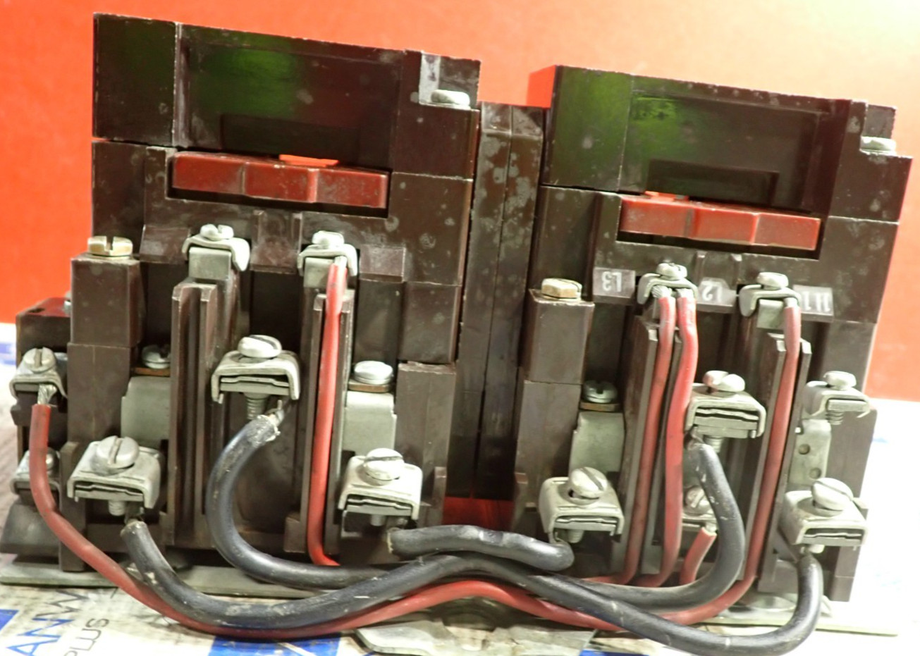 Cutler Hammer A50AG0 Size 00 Reversing Starter 3 Phase 9 Amp w/ C320KB2 S939