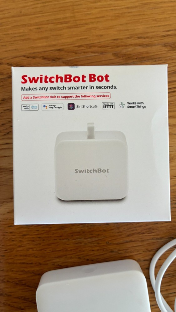 Switchbot Hub Mini IR Controllers x2 and Smart Button Pusher