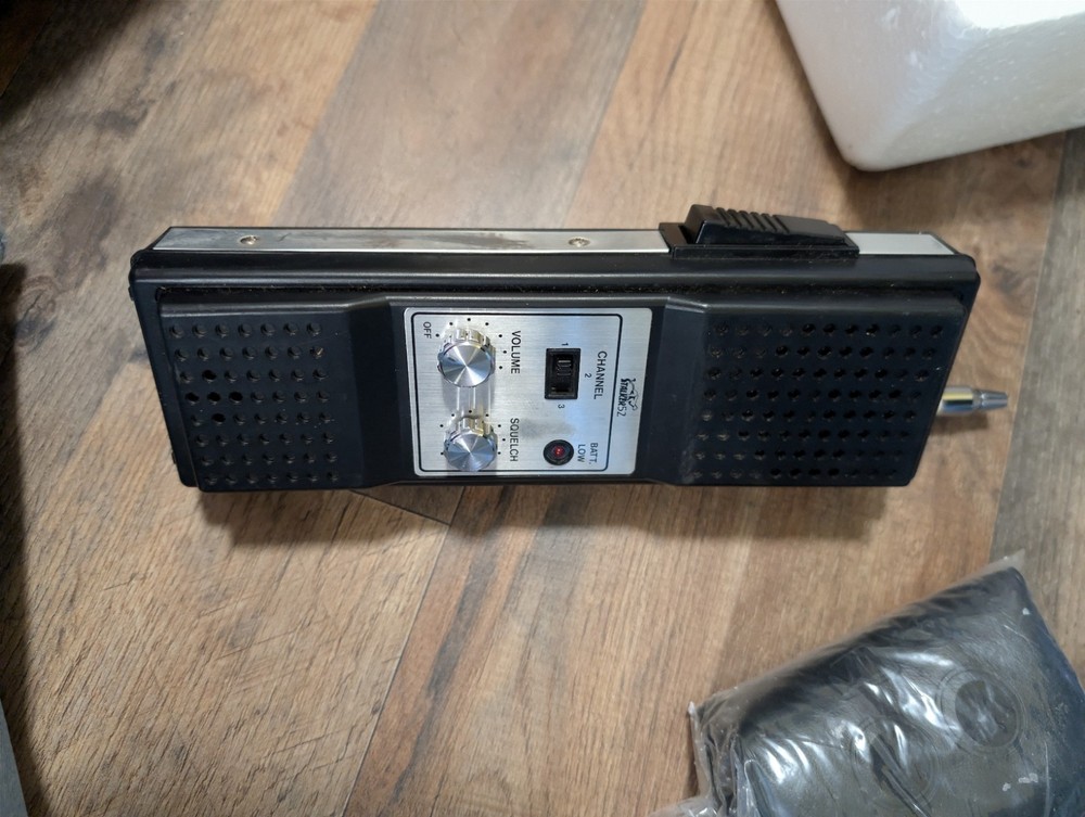 Rare Stalker 52 2-way Hand Held CB Transceiver