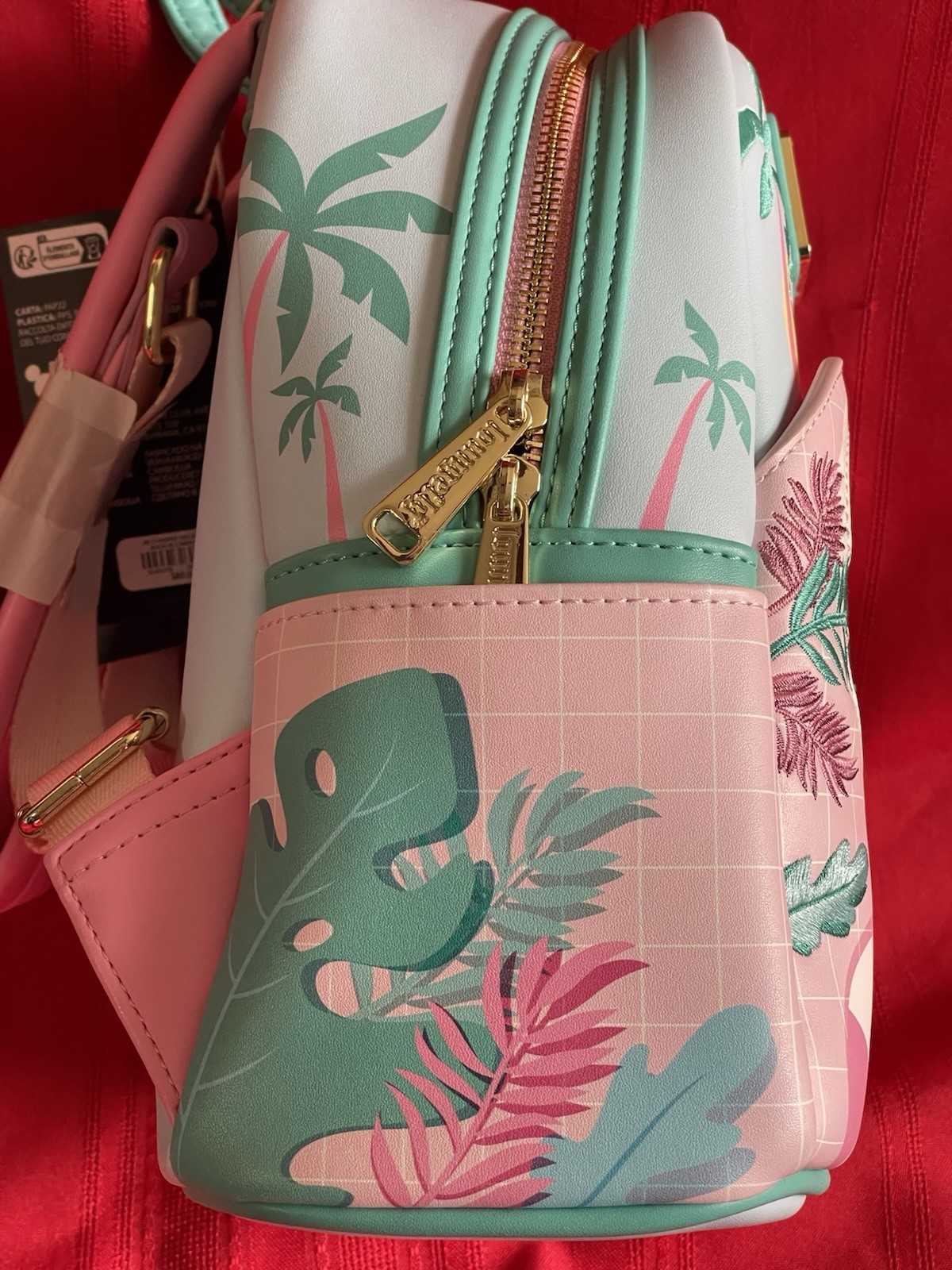 Loungefly Disney Minnie Vacation Mini Backpack New with Tags Exclusive