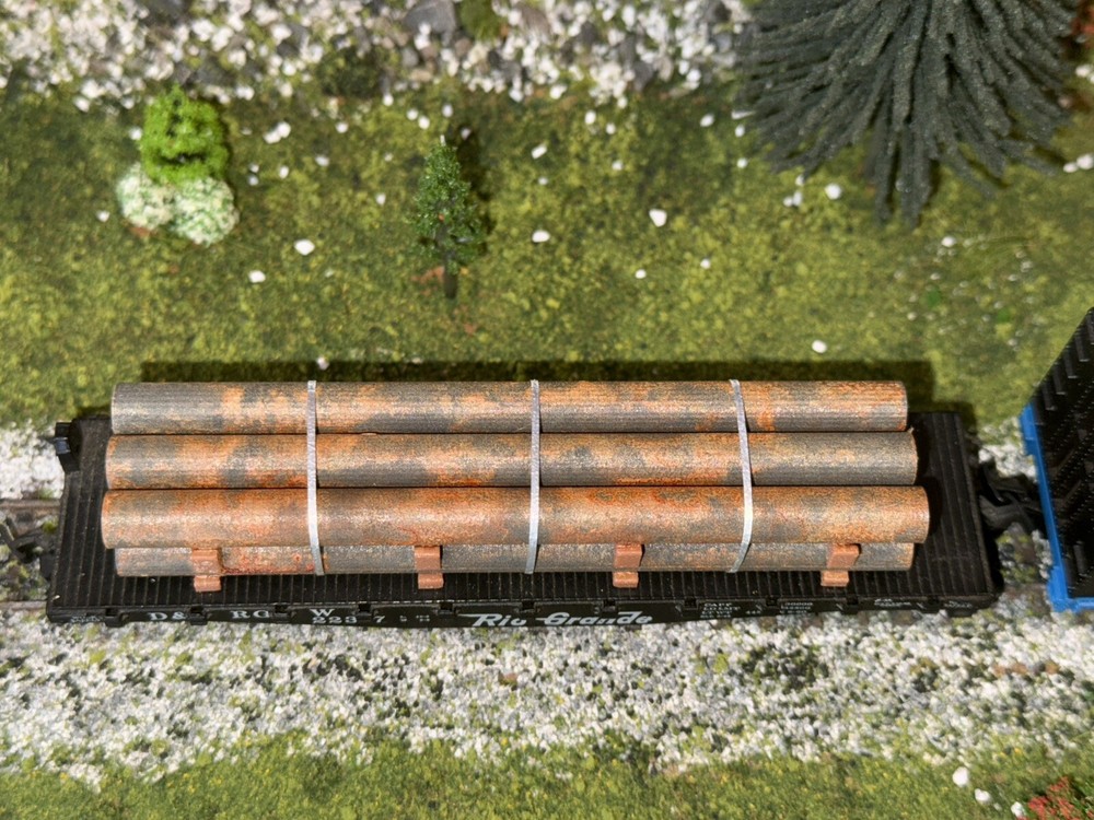 New 1:87 Ho Scale 30FT Rusty Pipe Load (4.5in) (Real Rust)