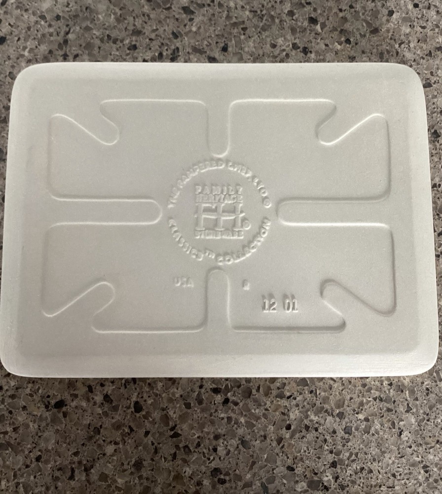 Pampered Chef Stoneware #1448 Small Bar Pan Rectangle New In Box Classics