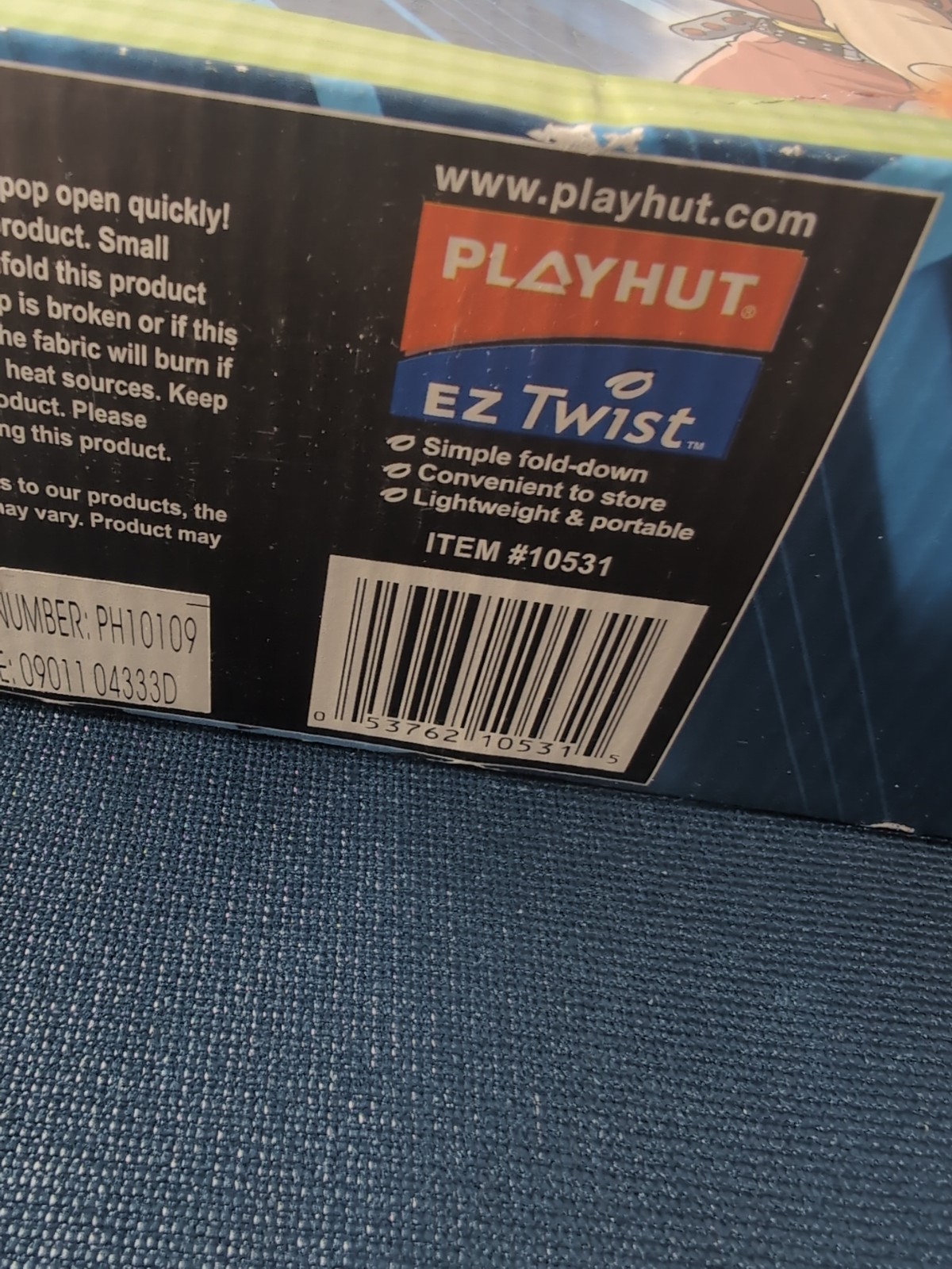 Play Hut BAKUGAN Classic Hideaway Twist N Fold Pop Up Tent