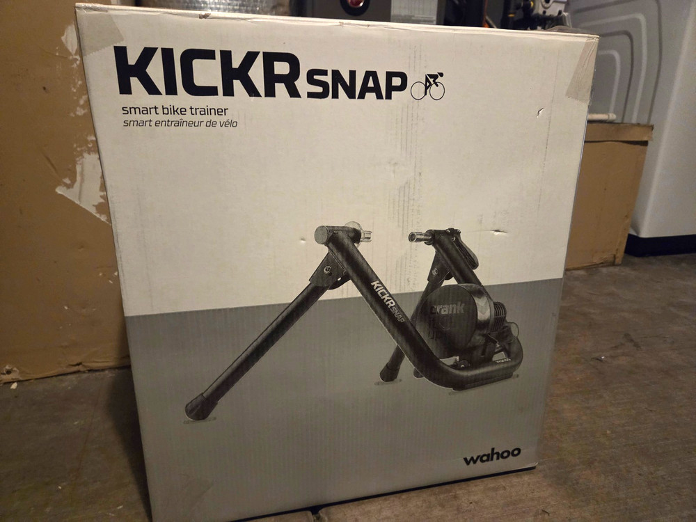 Wahoo Kickr Snap + accessories