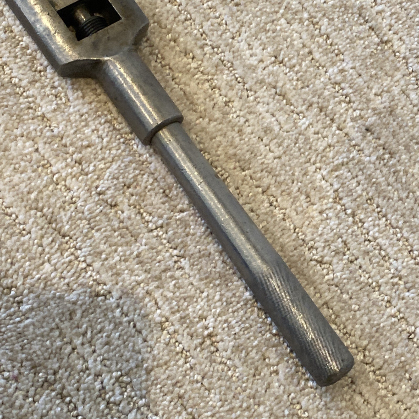 VINTAGE GREENFIELD GTD NO.7 TAP WRENCH HANDLE 191/4"LONG OPENS 5/8" MADE IN USA
