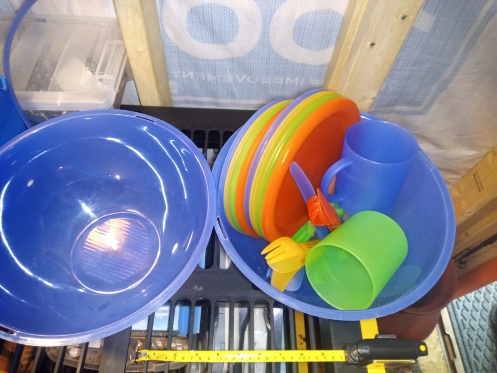 Camping/Picnic Tableware