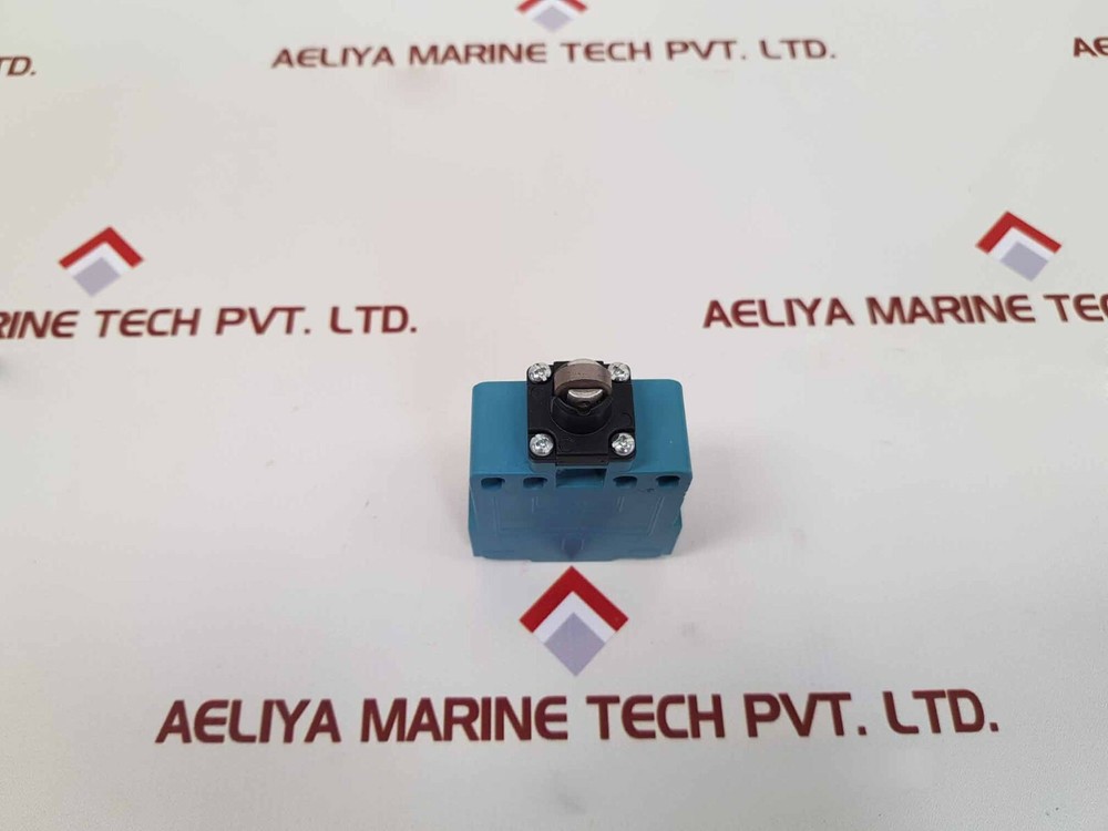 Honeywell Gleb01c Limit Switch Roller Plunger
