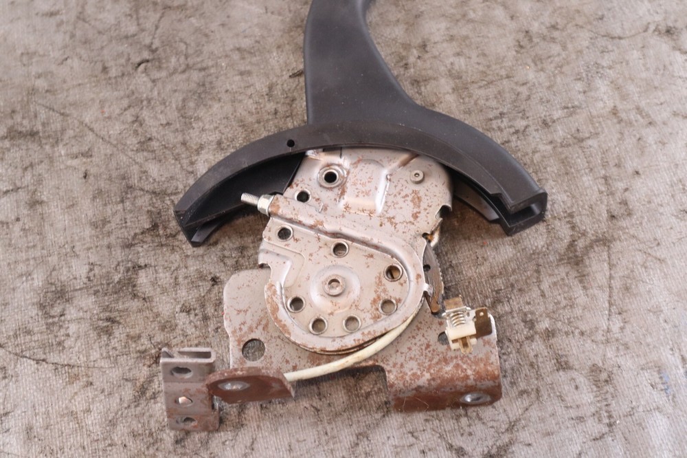 2011 MITSUBISHI LANCER EVOLUTION GSR OEM LEATHER E-BRAKE HANDLE ASSY EVOX #673