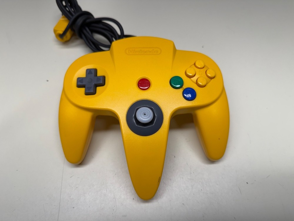 AUTHENTIC NINTENDO N64 WIRED CONTROLLER YELLOW WORKING NICE GOOD STICK