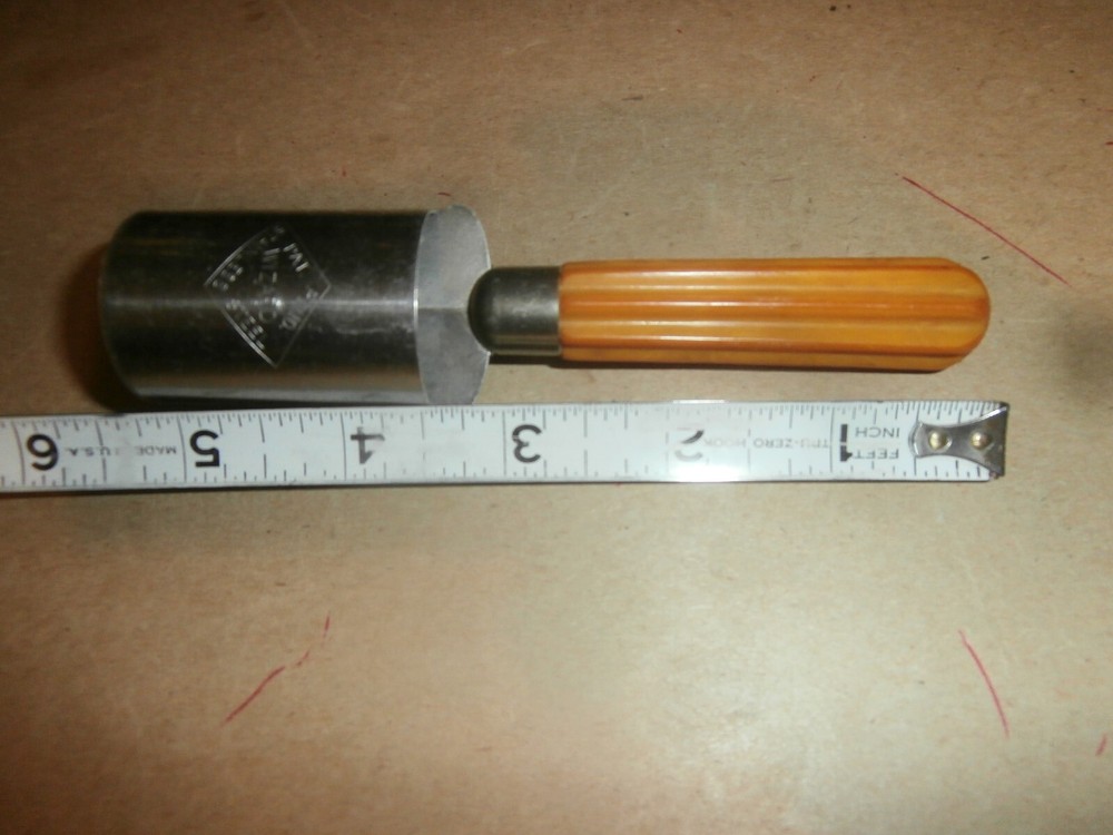 Vintage Bakelite Butterscotch Ribbed Handle Wizard Corer Cutter Kitchen Tool