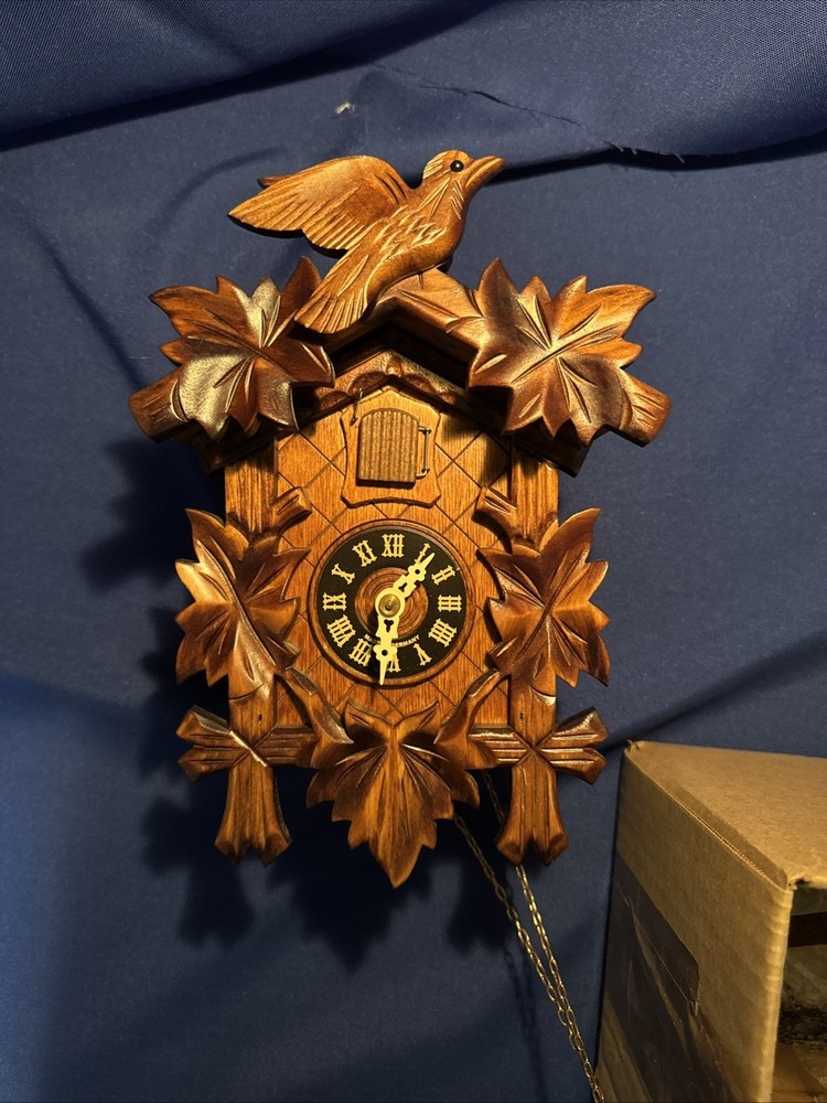 Authentic Cuckoo Clock German Original and in perfect working order 🕰️