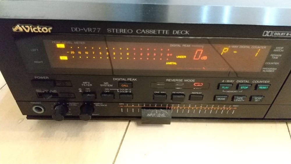 Victor DD-VR77 stereo cassette deck junk