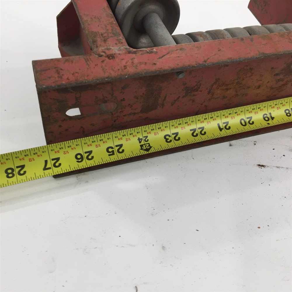 (1) Greenlee 2018-R Radius Cable Roller 27"