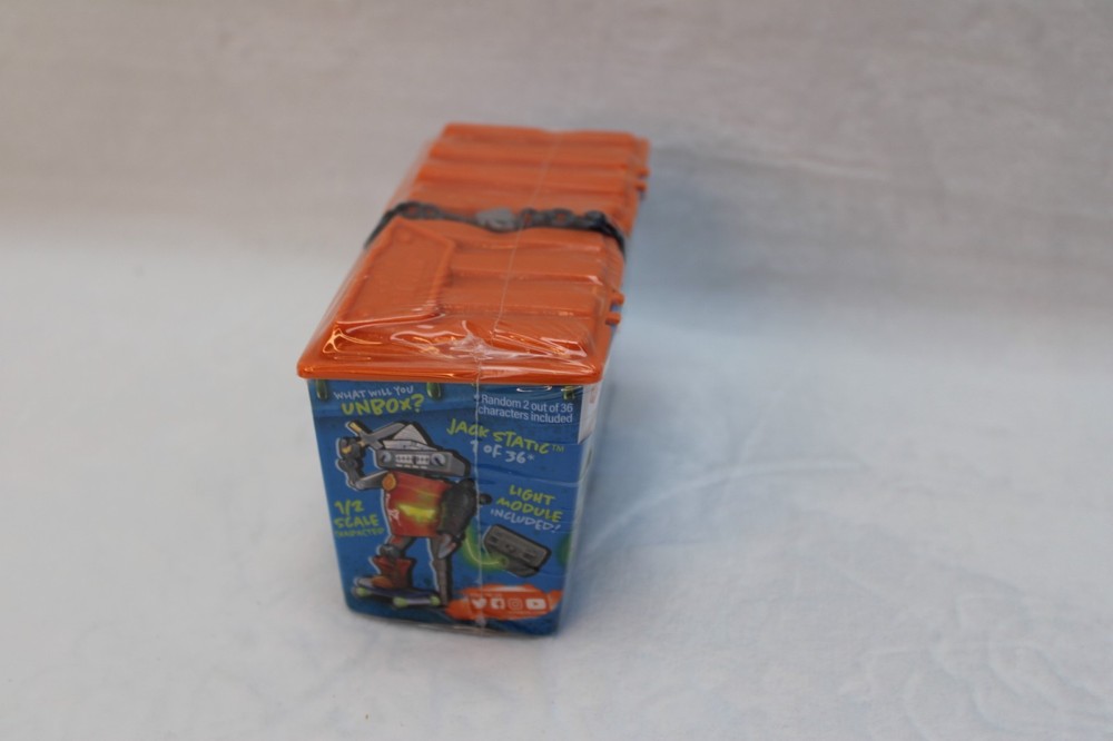 2021 Hex Bug Junk Bots Mystery Construction Kit Random Blind SEALED